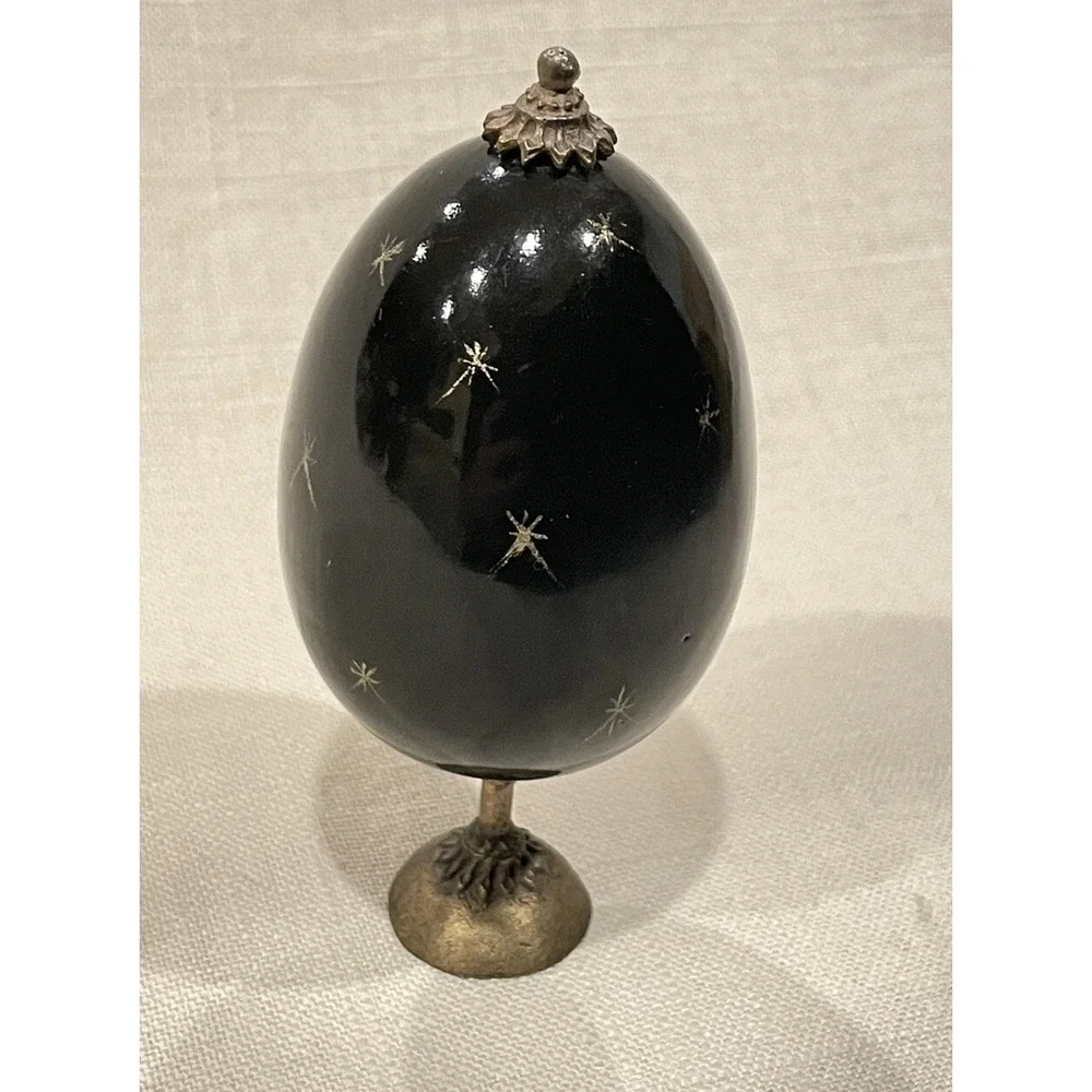 Vintage Russian Hand Painted Lacquer Egg Winter Orthodox Church‎ Signed Usov